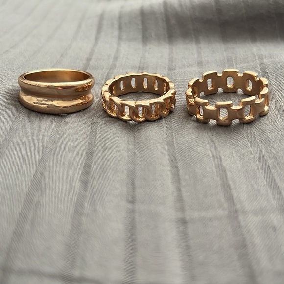 Rings! - Picture 2 of 2
